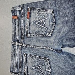 7 For All Mankind (28) Cropped Jeans